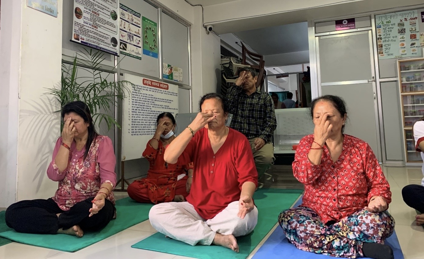आयुर्वेदिक कार्यालयमा नियमित योग सेवा सञ्चालन, स्वास्थ्य सचेतना अभिवृद्धिमा जोड