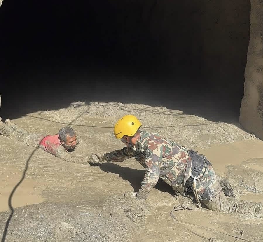 रसुवाको हाइड्रो सुरुङमा उद्धार अभियान तीव्र-